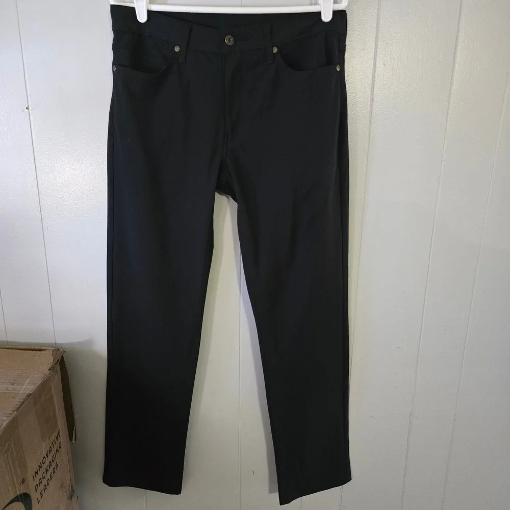Levi Strauss 511 Slim Fit Pants Mens 32x32 Black Engineered for Movement‎